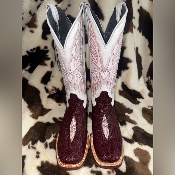 Tanner Mark Wine Stingray Print with White Top Western Cowboy Boots - Picture 1 of 6